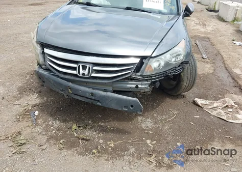 2011 Honda Accord 2.4 Ex z USA, uszkodzony, nr VIN 1HGCP2F72BA109728